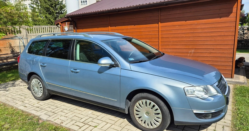 Volkswagen Passat cena 12600 przebieg: 307000, rok produkcji 2009 z Łask małe 154
